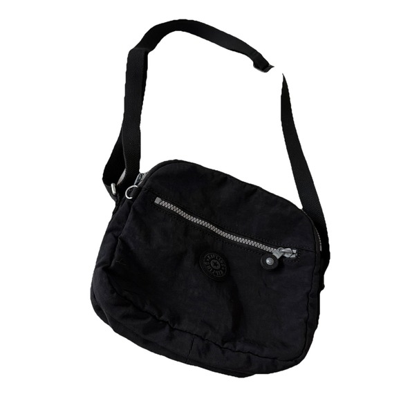 Kipling Handbags - Kipling Black Nylon Shoulder Crossbody Zipper Pockets Travel‎ Vacation Everyday